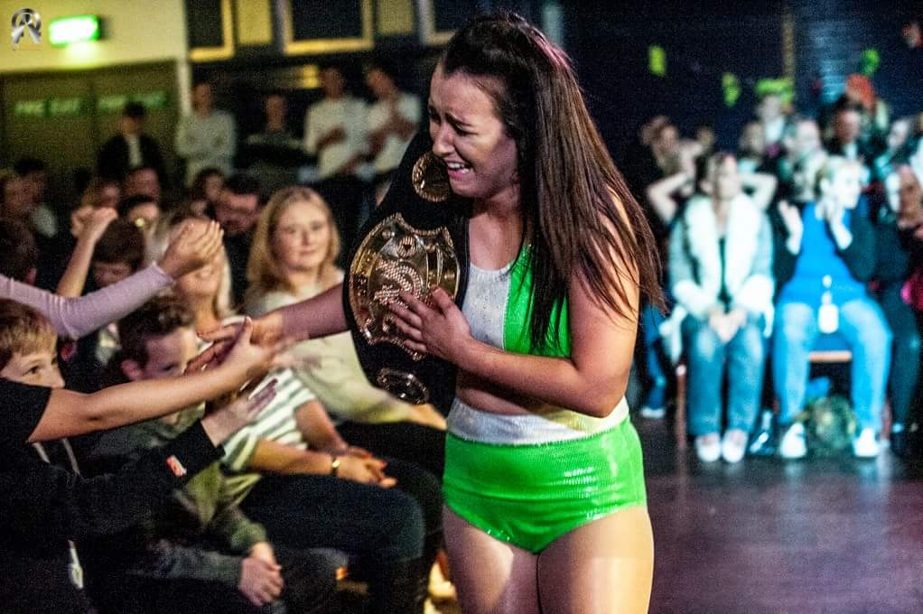 opw_uk's tweet photo. At #FBC17 our #Aowuk #WomensChampion retained her Title and stood triumphant against the odds.
She is the excellent @alexxisfalcon and back in October, we were able to interview her, read about it below.
https://t.co/oiksWMn5L5 https://t.co/uInmvP3vrL
