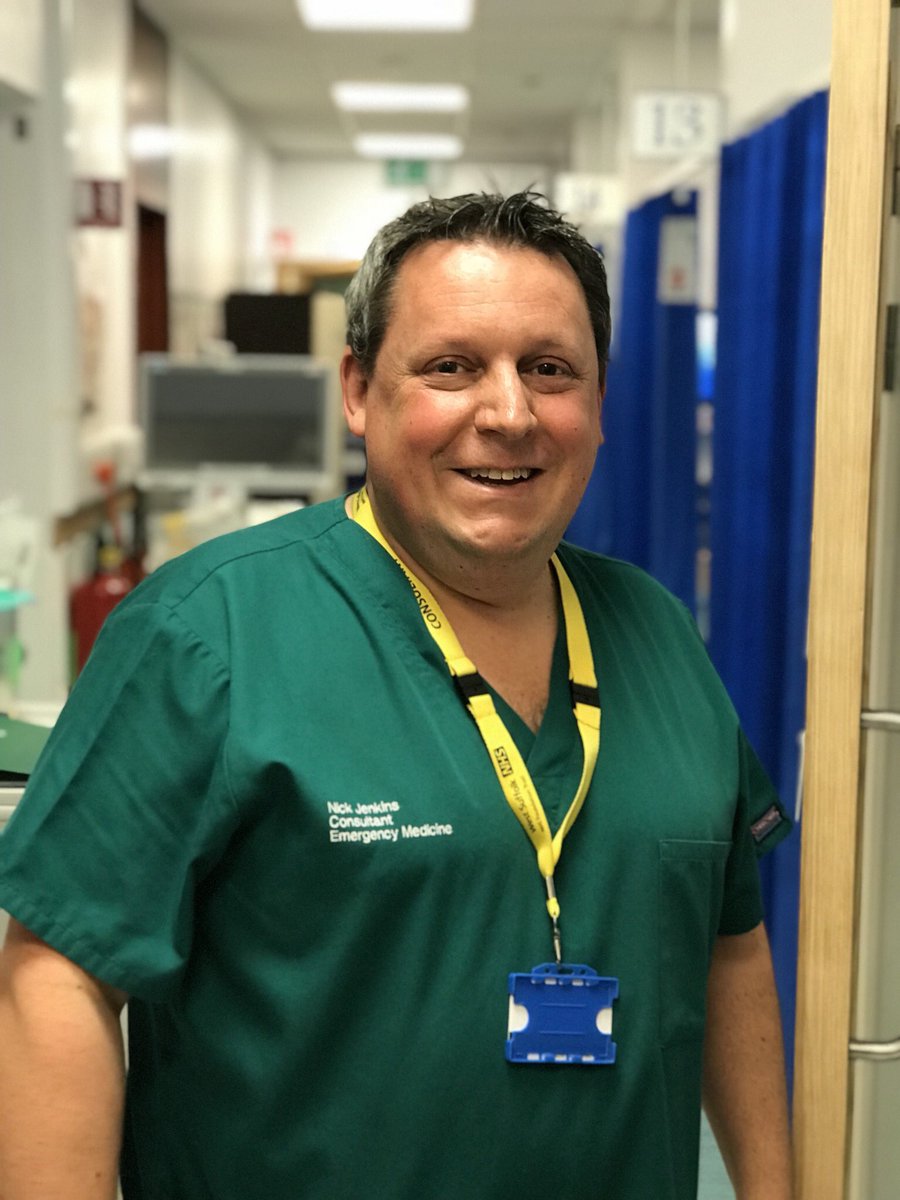 Great to see our @DrNickJenkins working extra shifts in our emergency department yesterday and today to show leadership and help with the pressures on the hospital