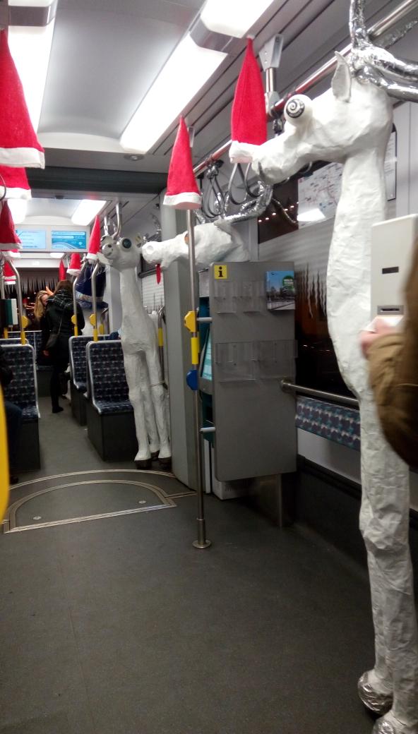 Gorillabaer's tweet photo. Christmas-tram in Potsdam 😃
#christmas #decoration #train #vippotsdam #tram https://t.co/7hHkgmnQeZ
