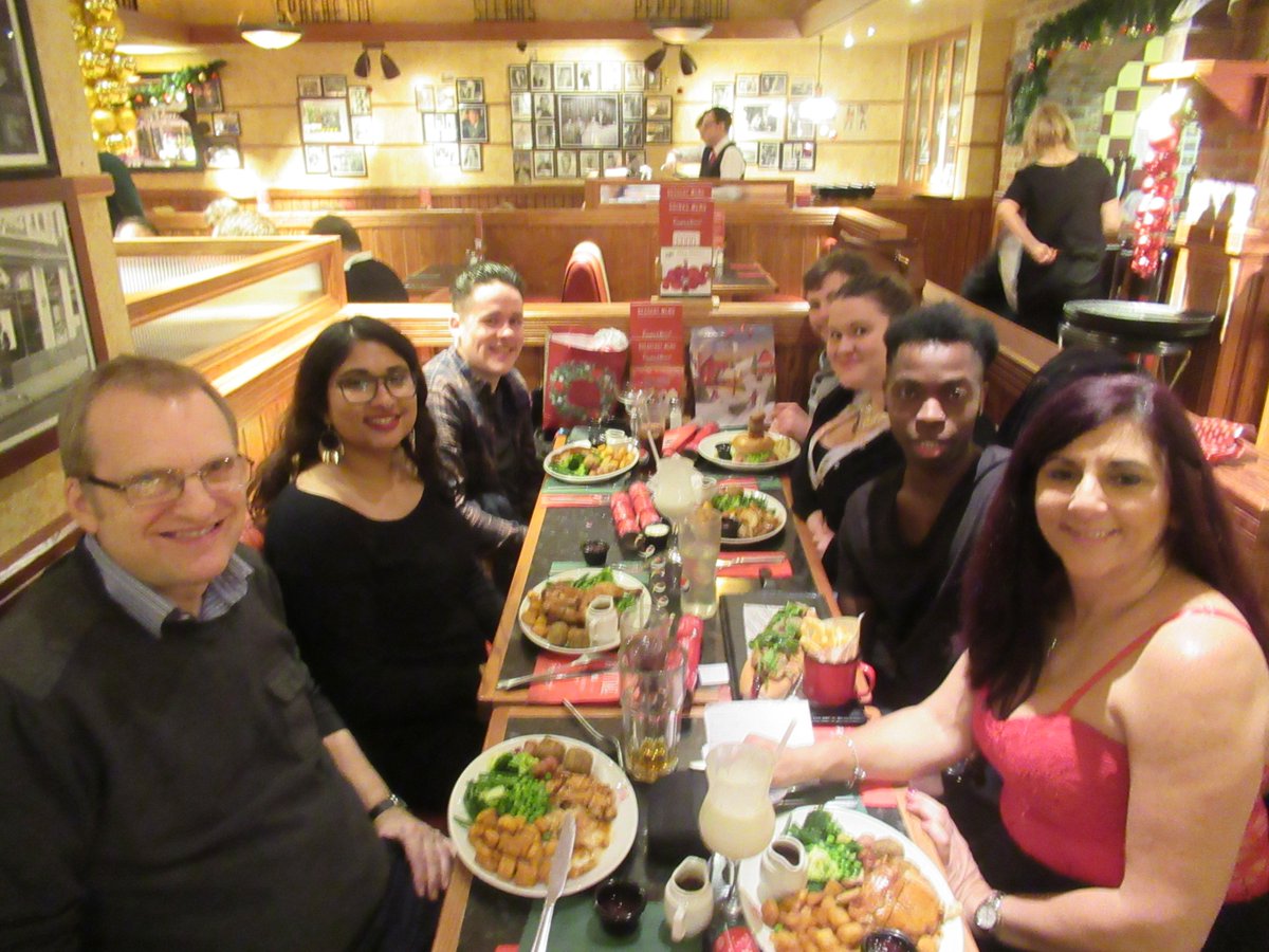 Xmas dinner Team SGH Southampton and HOF B'Mouth <a href="/Nhalseylux/">Niki</a> <a href="/RosDeans/">ros marshall</a> @RossLukeRT @WheresWarron