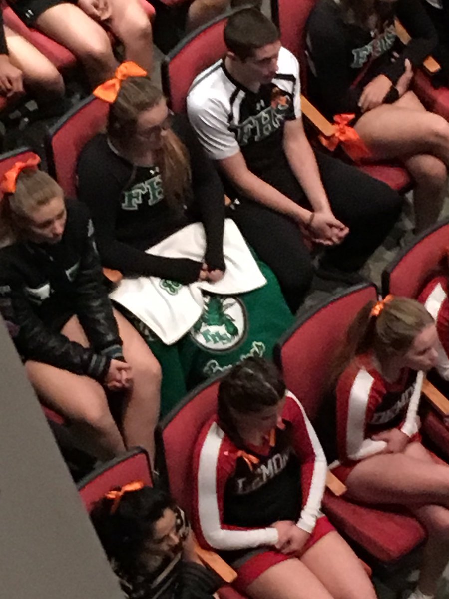 hmgrover's tweet photo. Cheerleaders from other high schools have also come to pay their respects for #AztecSchoolShooting victim Casey Jordan Marquez https://t.co/KzGIWuBogM