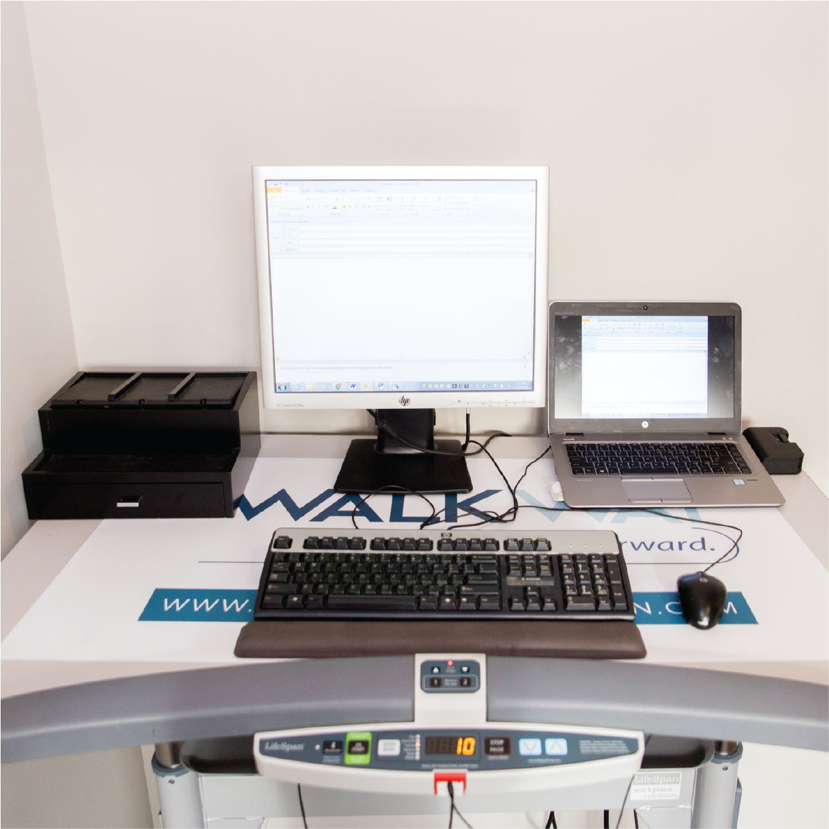 WalkwayInfo's tweet photo. Every way you look at it, the Walkway #TreadmillDesk is amazing! Give yourself the gift of health this holiday season and shop now! 
https://t.co/IbTZQmzVpW https://t.co/pnS6U4UlZe