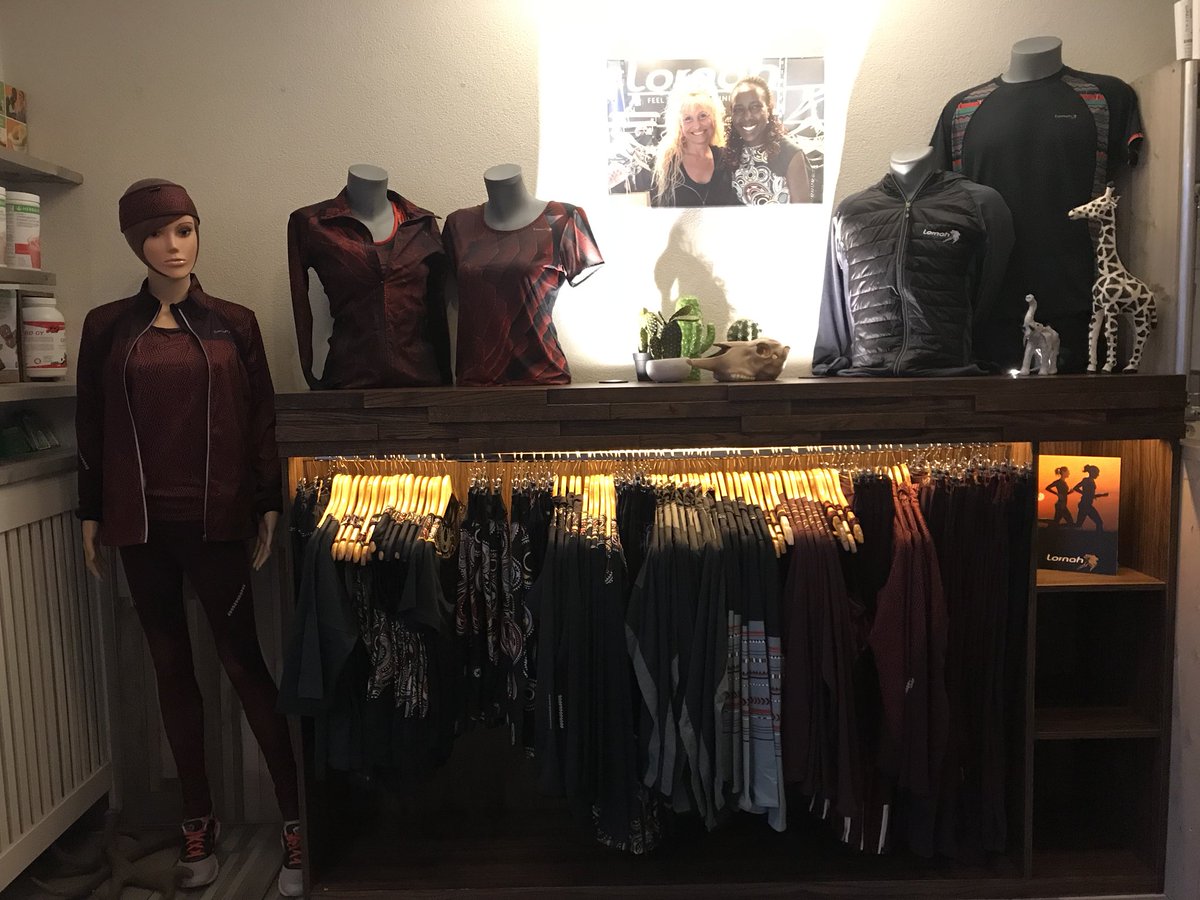 RunningFriends3's tweet image. Happy with my brand new Lornah Sports wall in store 🏃‍♀️🏃@runningfriendscompany.
#runningfriendscompany.nl#LornahSports#Lornahkiplagat#lovetorun#
