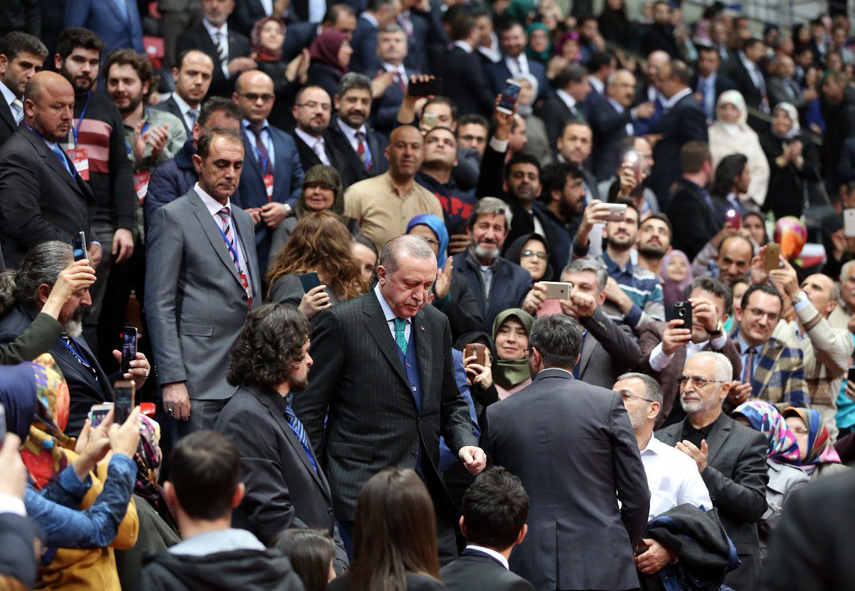 Cumhurbaşkanımız Recep Tayyip Erdoğan, Hz. Mevlana'nın 744. Vuslat Yıl Dönümü Uluslararası Anma Töreni'ne katıldı.