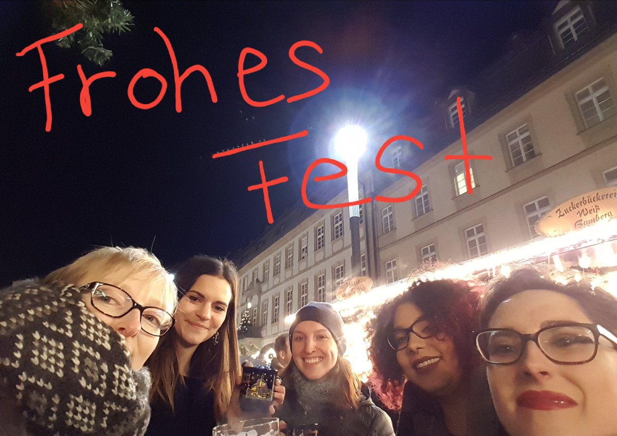 DemasDaniela's tweet photo. Grüße vom Bamberg Weihnachtsmarkt.🎀
Team Bamberg wünscht allen Kollegen/innen und all seinen Kunden ein besinnliches Weihnachtsfest.🎄🎄🎁🎁
#hkm
#hkmfun https://t.co/dZQh2aiXnR