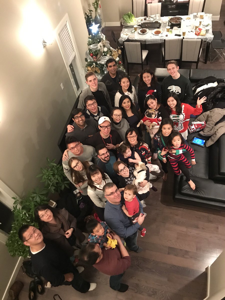 mmei0204's tweet photo. Thanks to our dear boss @Lisajess_TD for hosting this great holiday house party! #uglysweater #XmasParty #teamterwillegar #lotsoffood #lotsoffun  @Lcolangelo_TD @hll82_lili https://t.co/vJj8Fbdhrr