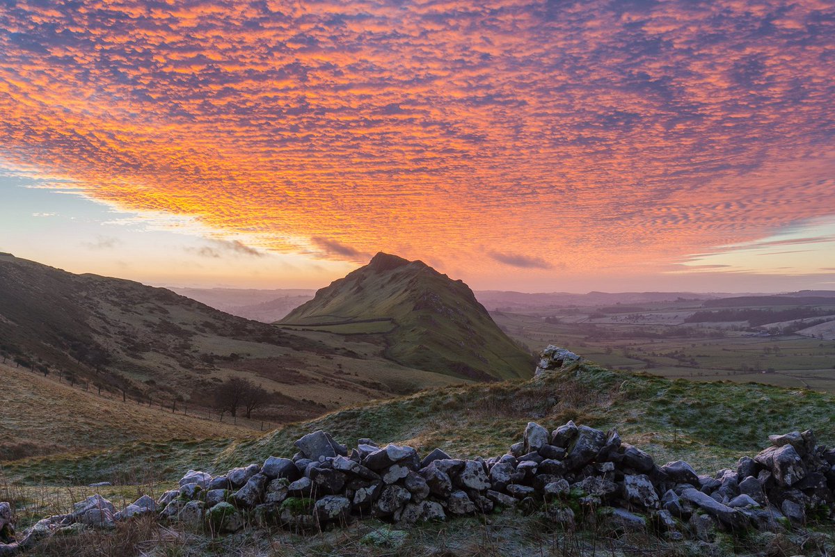 Could I ask people to re-tweet this please. I and a few other Peak District photographers have donated signed prints to Tracy and Jason Bould's <a href="/73in73/">73 in 73</a> amazing cause. The auction is live for 10 days and is here goo.gl/PZ7NZZ #peakdistrict #derbyshire #charity #cause