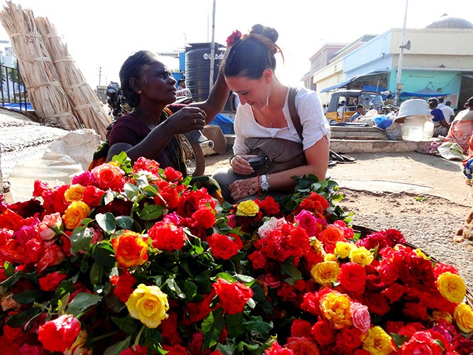 #India offers some amazing sights, both natural and man-made. The colors of India are reflected in spices, wildlife and celebrations. Experience <a href="/incredibleindia/">Incredible!ndia</a> in 2018!