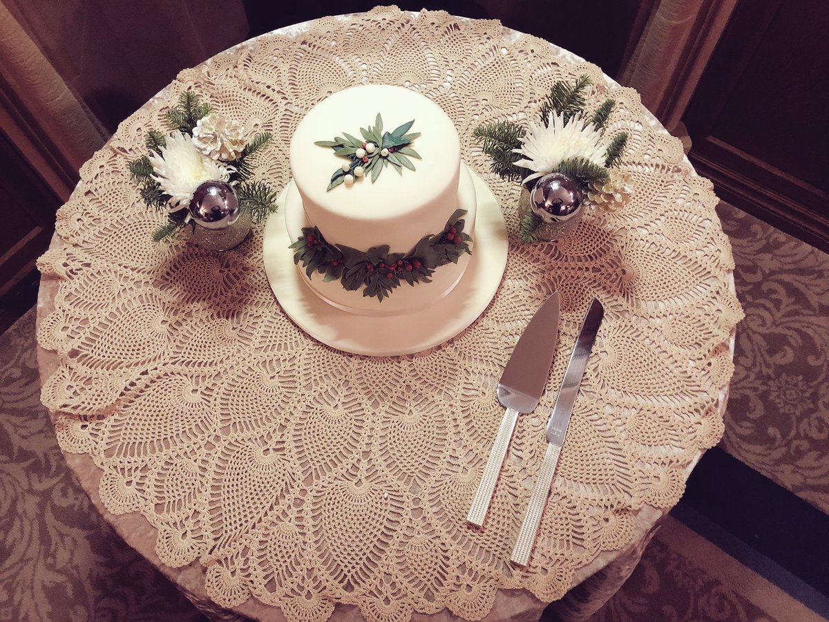 BJB_bateman's tweet photo. Congratulations to Mrs & Mrs A-H beautiful #winterwedding today @MalloryCourt @Mallory_events @Marcellinhard #WinterTheme #HandmadeTableCloth #HandmadeCentrepieces #LegoArt #LastWeddingOfYear https://t.co/tRVv3y1WYD