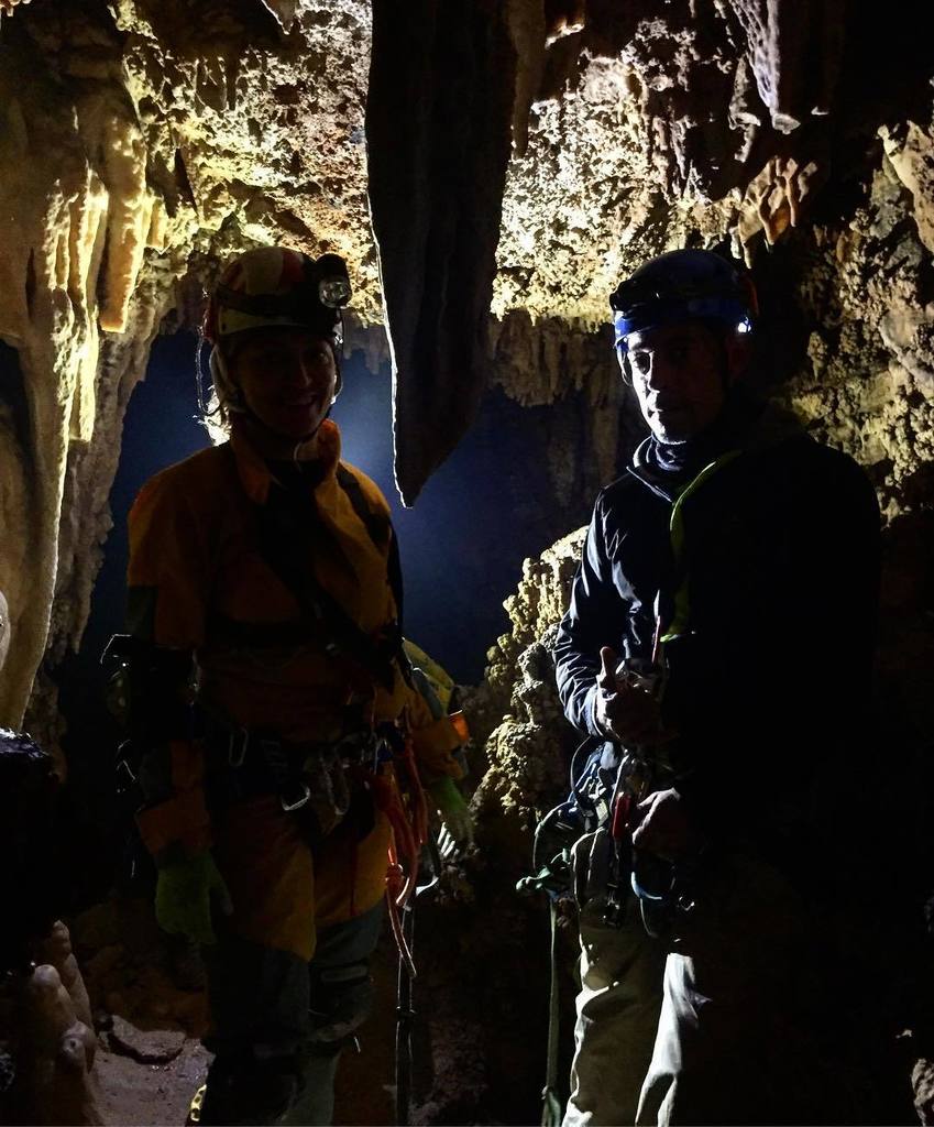cegraciacat's tweet photo. Sortida de cicle del @GIE_CEGracia #avenc del Ginebró. #espeleo #speleology #cave #naturephotography #naturelovers #contrallum #sensefiltres #nofilter #garraf #catalonia https://t.co/LIAEsy1NrP https://t.co/mAUdTgva12