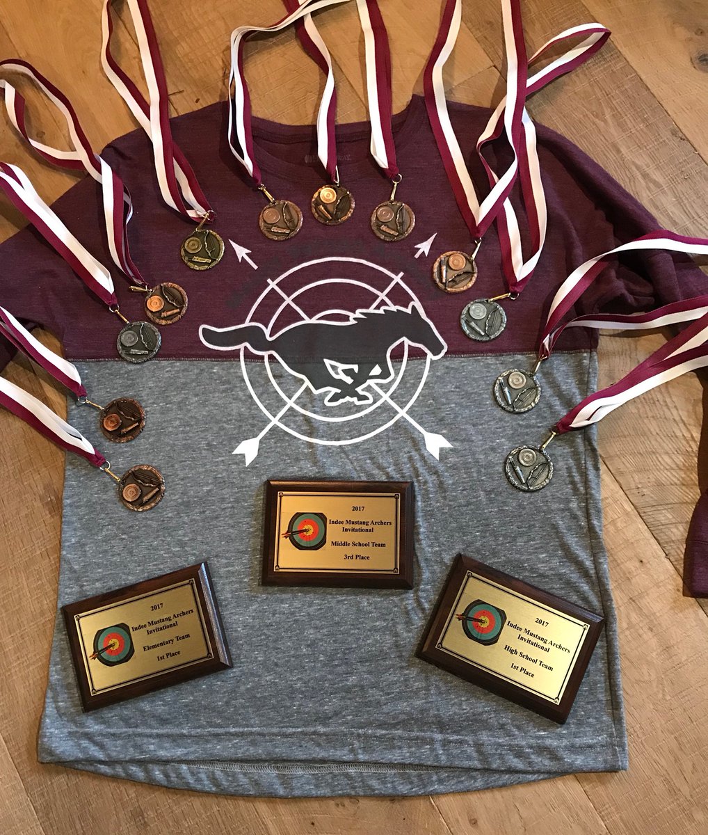 MVArchery1's tweet photo. Mount Vernon Archery picks up 3 team awards and 12 individual awards at Independence. A good way to wrap up the first half of the Iowa NASP League season. https://t.co/j2UsqNclyQ