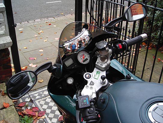 RiderScan's tweet image. Giles Pinnock's 2004 Triumph 955i Sprint RS
 
Nice! Thanks Giles, ride safe.