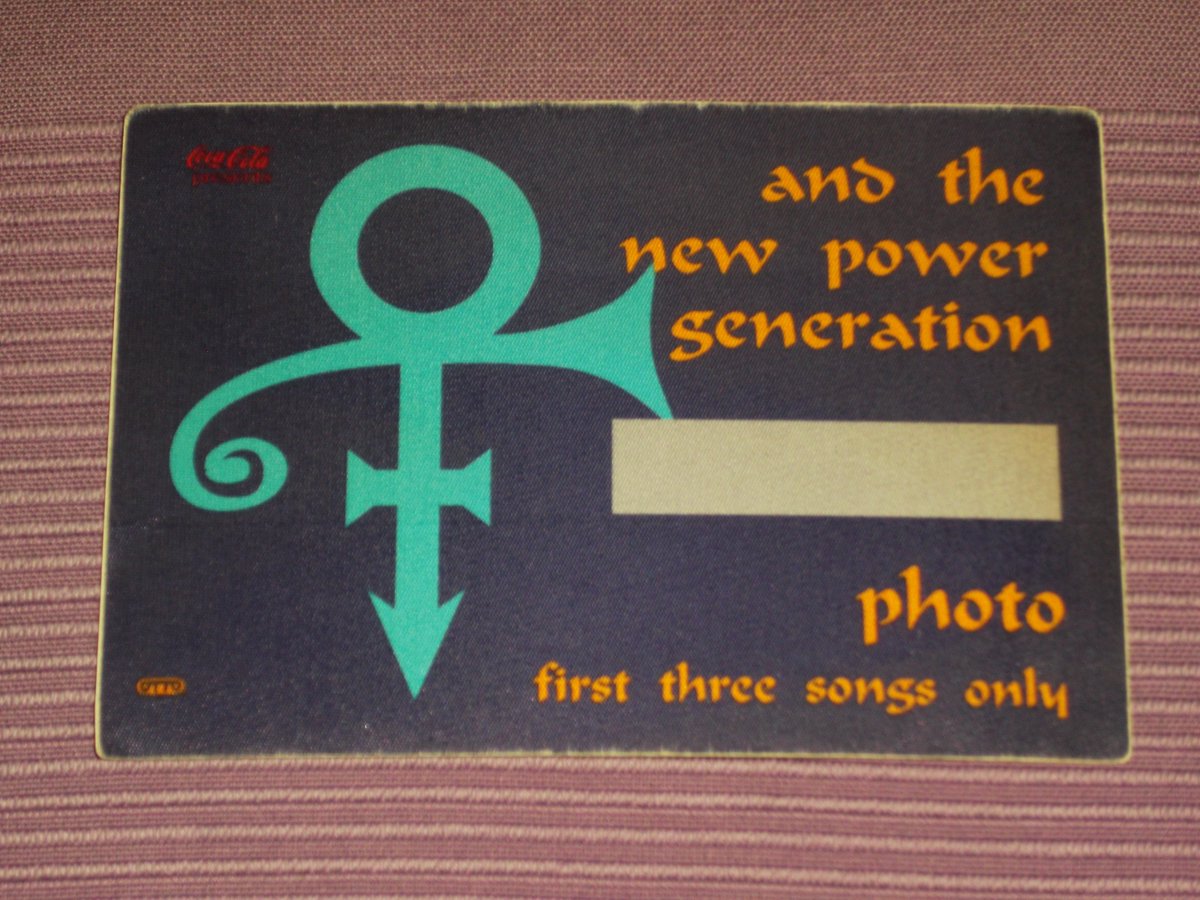 strollin319's tweet photo. O(+> Old Friends 4 Sale <+)O
#OldFriends4Sale #Prn #Prince #PrinceAndTheRevolution #PrincveAndTheNewPowerGeneration #PrinceCollectors #PrinceBackstage #CocaColaPresents #ActIITour1993 #PurpleReign #Prince4ever #PrinceArmy #PrinceWatch #PaisleyPark #PurpleFam #Funk #Minneapolis https://t.co/oPwNpWmY8X