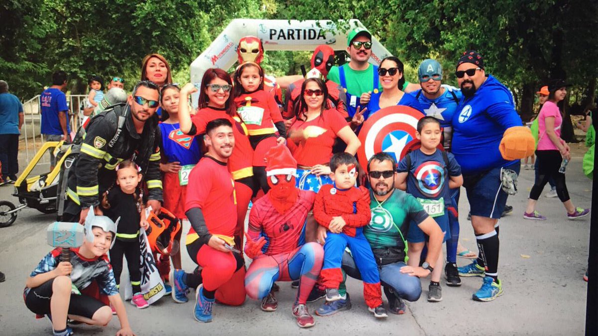 Superrunnerst's tweet photo. Maratón de los niños #SuperRunnersTeam #BomberoMaratonista #FomentemoselDeporte #Running #Leymaltratodeobraparabomberos #ActividadFisica #TodosJuntos #Apoyando #Deporte #Alegria #Sonrisas #Solidaridad #Team #Familia #LosMejores #Runners #mdn2017 https://t.co/27r79cOCTZ