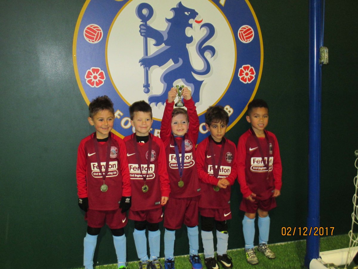 RRYFC's tweet image. RR Cubs U6s visited Chelsea FC’s Cobham Academy winning 5 group games and the final.
We are working with Starbucks to raise funds so please RT 
“I’m supporting @RRYFC in this year’s #CHEERFORGOOD campaign ”
And follow us on Neighbourly.com neighbourly.com/RuislipRangers…