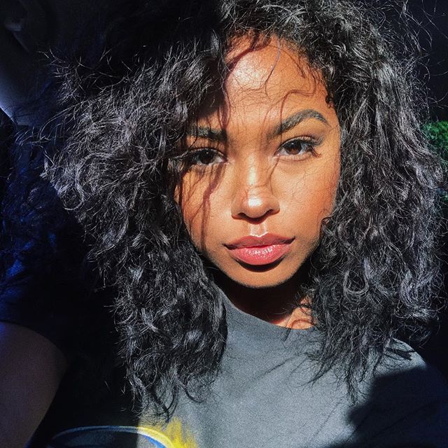 TW Pornstars - 2 pic. Bigb0otyw0men. Twitter. London Zhiloh. 7:22 PM