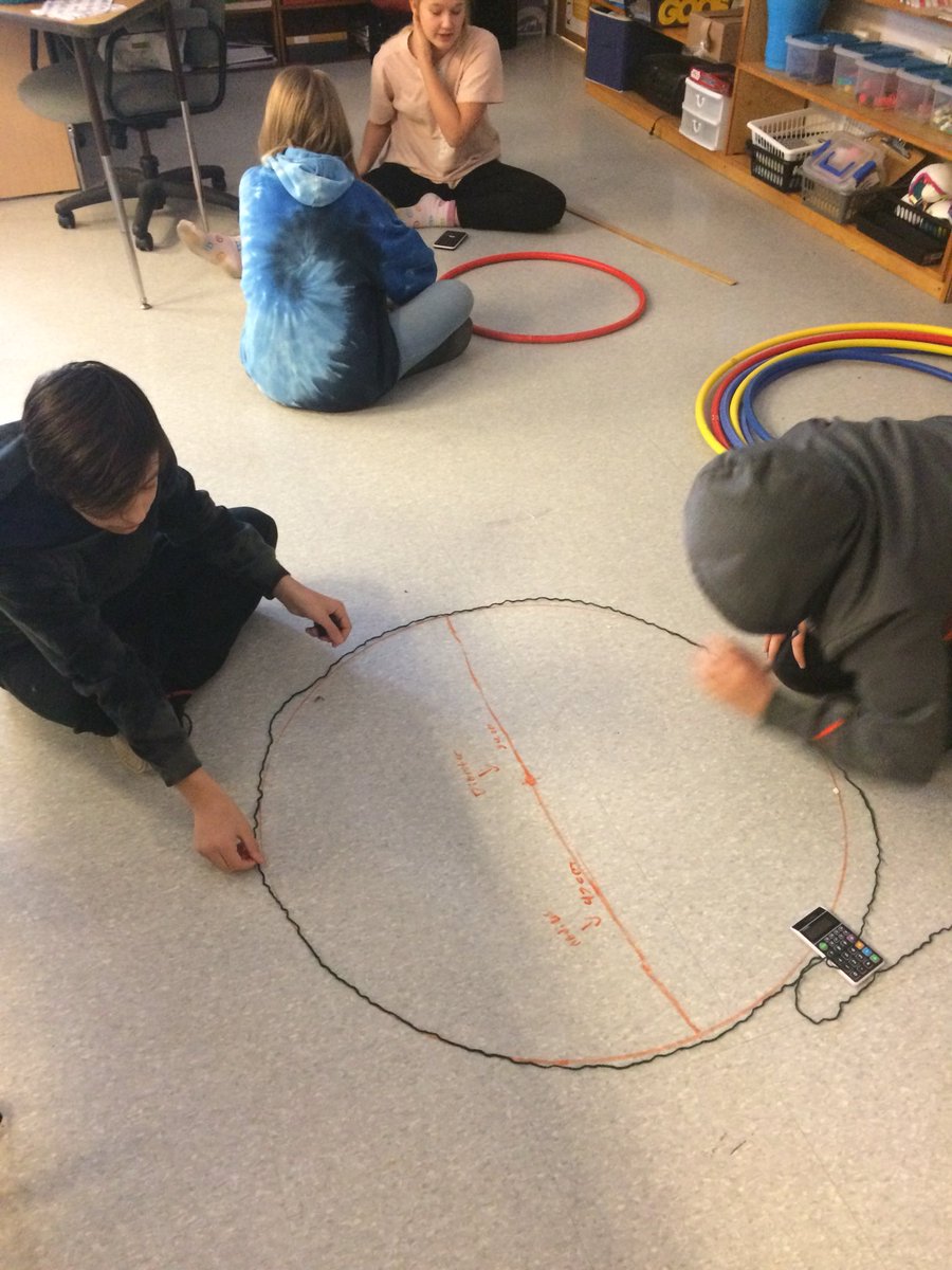 vadderley023's tweet photo. The diameter is 3 and a bit..... = Pi!!! https://t.co/MEt45Xfysp
