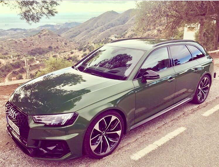 audidriven's tweet photo. #newRS4 color showdown (2):
Green or blue with golden wheels
(next pic)
•
V6 - BI-Turbo - 2.9L - 450hp
#greenRS4 #blueRS4
•
📷 @_the_motorist
•
----
oooo #audidriven - what else
----
.
. .
.
#AudiRS4 #RS4 #RS4Avant #quattro #4rings #AudiSport #drivenb… https://t.co/QOV8jRpbAq https://t.co/7W2h3c5lEc
