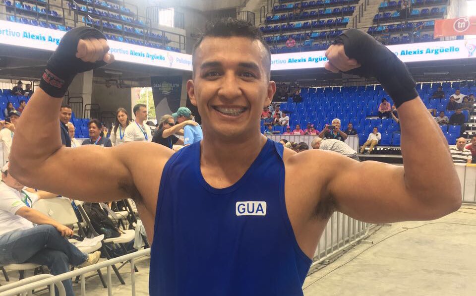 NuestroDiario's tweet photo. #RetoManagua Cuatro 🥇de boxeo en el día; José María Virula también celebra por Guatemala 🥊🥊🥊 https://t.co/vm0k0ir7qO