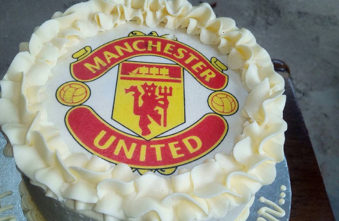 Kayscakes__'s tweet photo. Where are my Manchester United fans?💃👅😍 please RT for my customers. Thank you❤ https://t.co/ml4hHsorYv