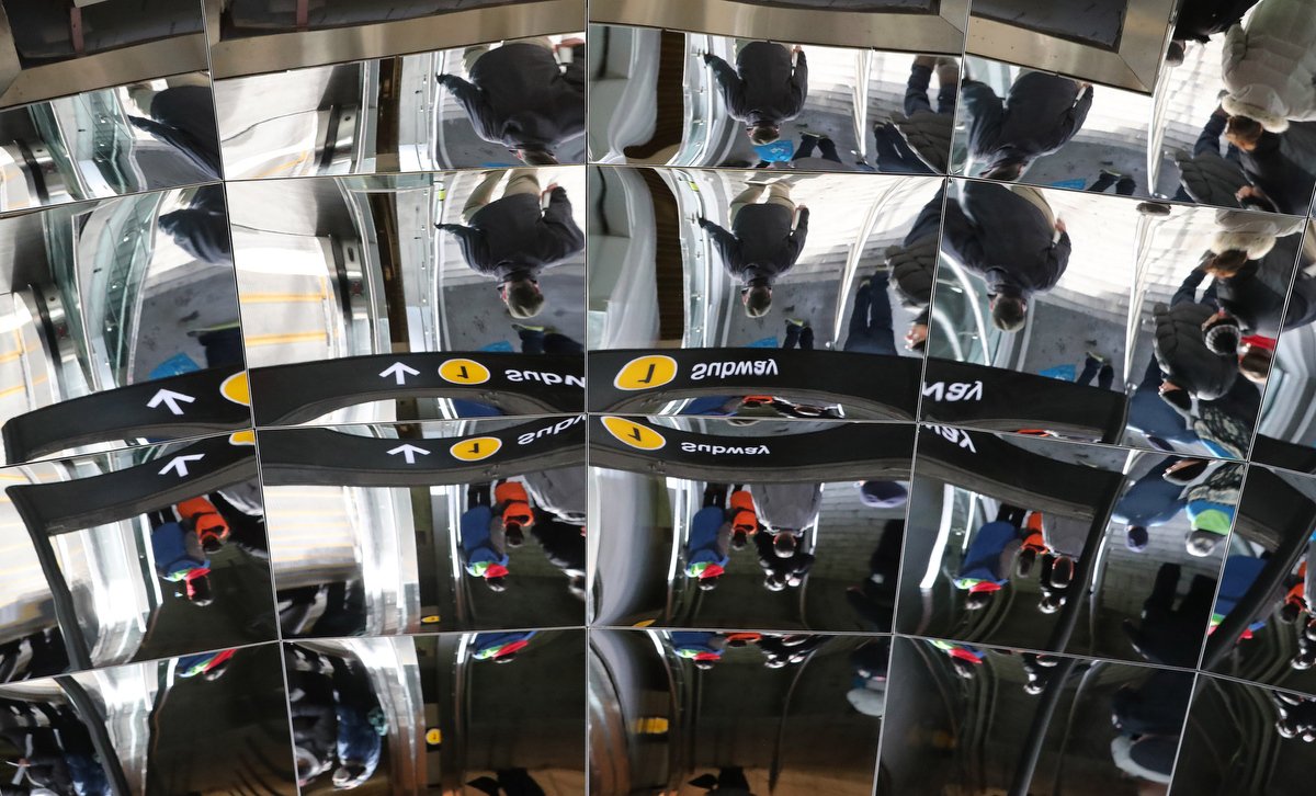 SteveRussell's tweet image. 6. Everyone exit the train we are at the terminus of the Western Portion of Line 1 and the last or the first of the new stations, VAUGHAN METROPOLITAN CENTRE. It is located on Highway 7 to the west side of Millway Avenue. #TTC #TTCline1 #Line1Ext