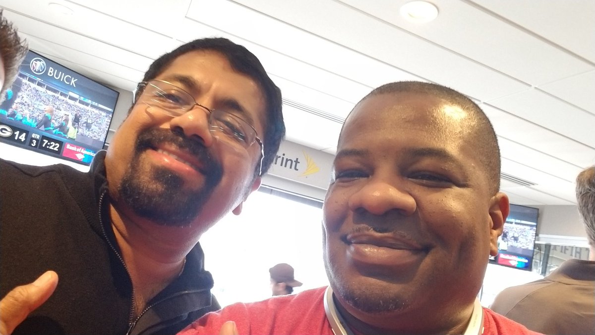 BoostMobileSean's tweet photo. Its our day NCSC! Out with our fastest growing and top PSA 4.0 partner Jay @SBCprepaid &amp; AWI our #1 Distribution Partner so far in 2017!  There's still time left #ShawnKnowsNothingAboutFootball Everyone let's take the rest of December and crush it.  Our partners rock in NCSC! https://t.co/k55U4kadNp