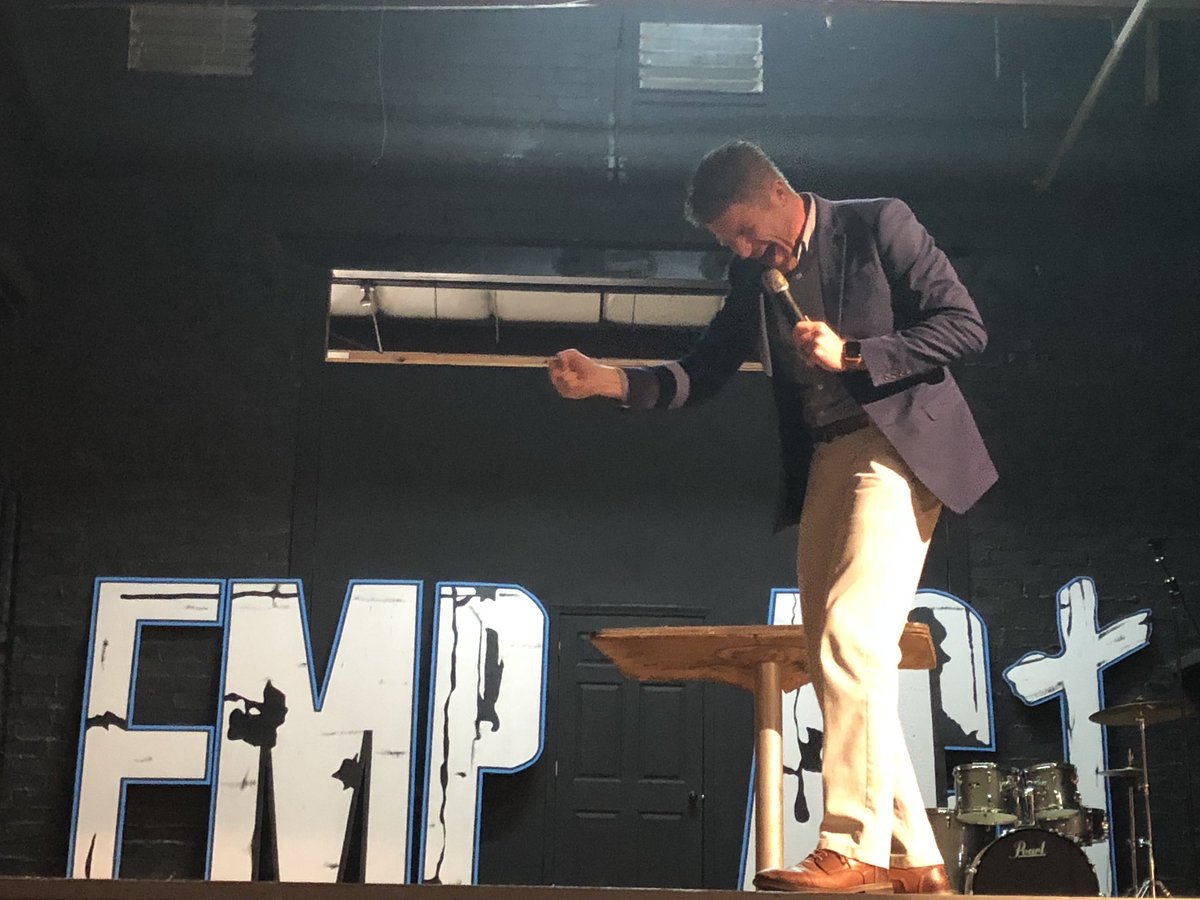 empactchurchhaz's tweet photo. We are so grateful for PastorBrad Hamby! He delivered an awesome message today! Catch the full message on our Facebook @empactchurchhaz | #EMPACT2017 #Gifts @j_earl_cray https://t.co/27nWrbG2PP