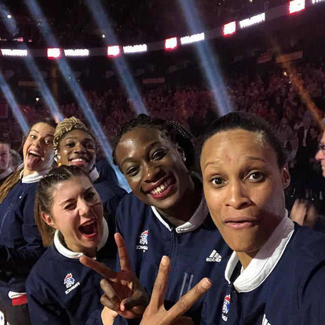 Championneeeeeeeeeeeeee du monde ⭐️⭐️🇫🇷🥇 <a href="/FRAHandball/">Equipes de France de Handball</a>