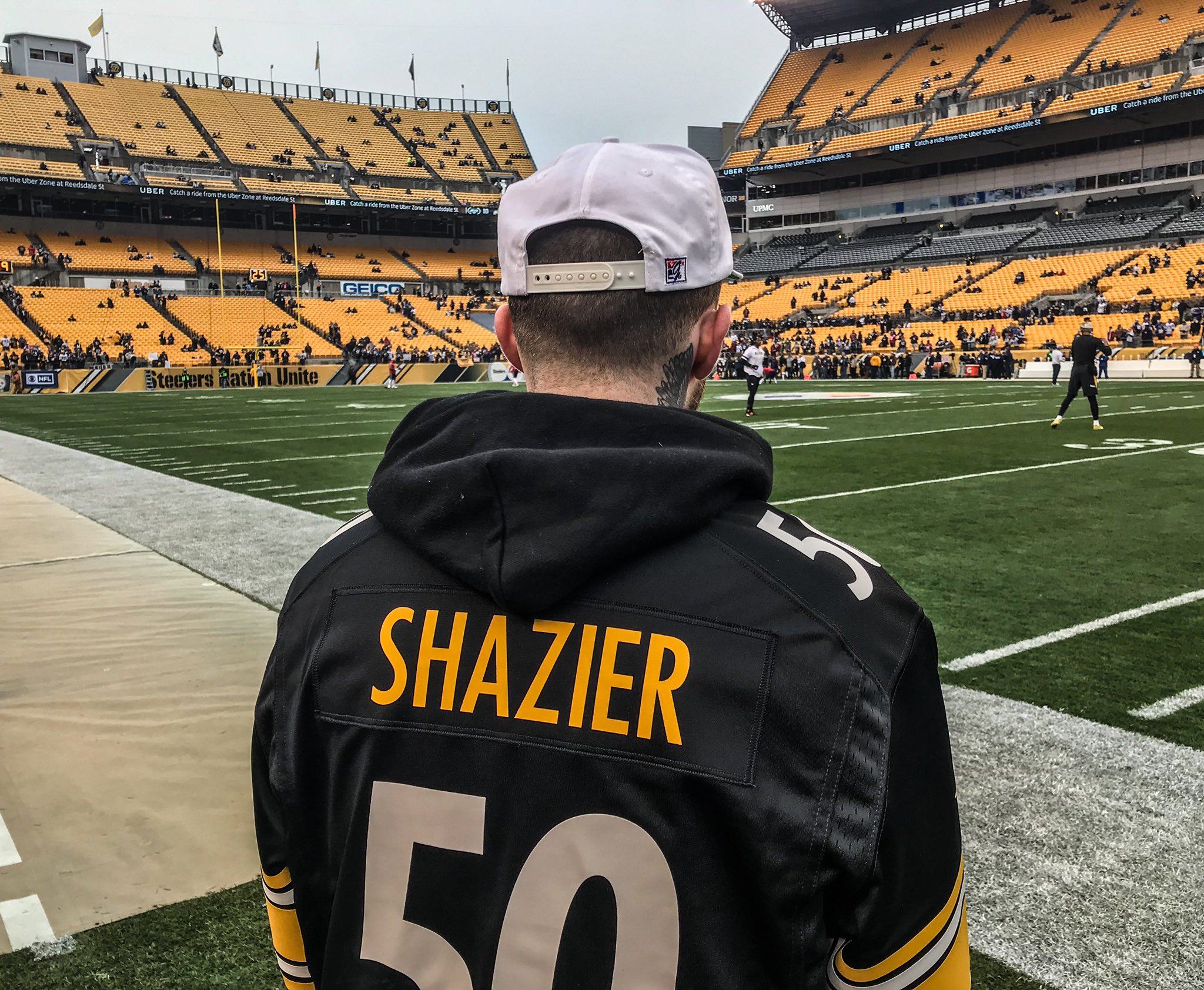 TSN on X: The #Penguins, #Steelers and #Pirates all paid their respect to  #Pittsburgh rapper #MacMiller, who passed away on Friday.   / X