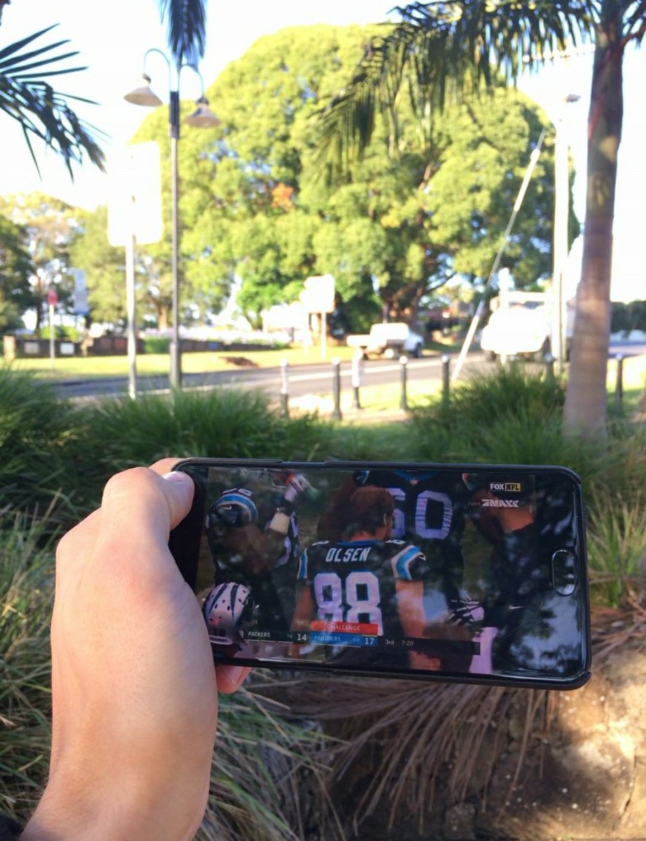 rack1508's tweet photo. Irgendwo zwischen Sydney und Byron Bay an der australischen Ostküste. Auf NFL ist einfach kein Verzicht! #ranNFL @ransport #ranNFLsuechtig #VPNforthewin #GoPackGo #australia @Icke41 https://t.co/4W8Z4xyzkX