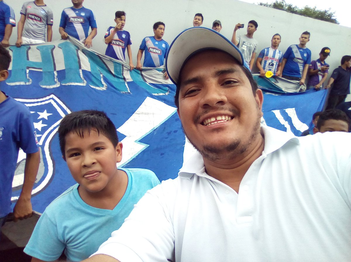 luisaopa11's tweet photo. #FinalxDIRECTV https://t.co/Yd5Y8lSGnz