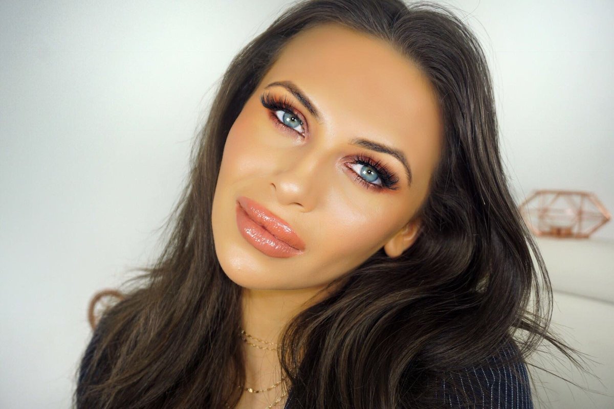beautybay's tweet photo. Say HEY ๐๐ผ to our new brand ambassador @imogenation_! Sassy AF and complete beauty goals, she embodies all things Beauty Bay ๐ Welcome to the #BBTribe! โจ https://t.co/zN7JOQETP8
