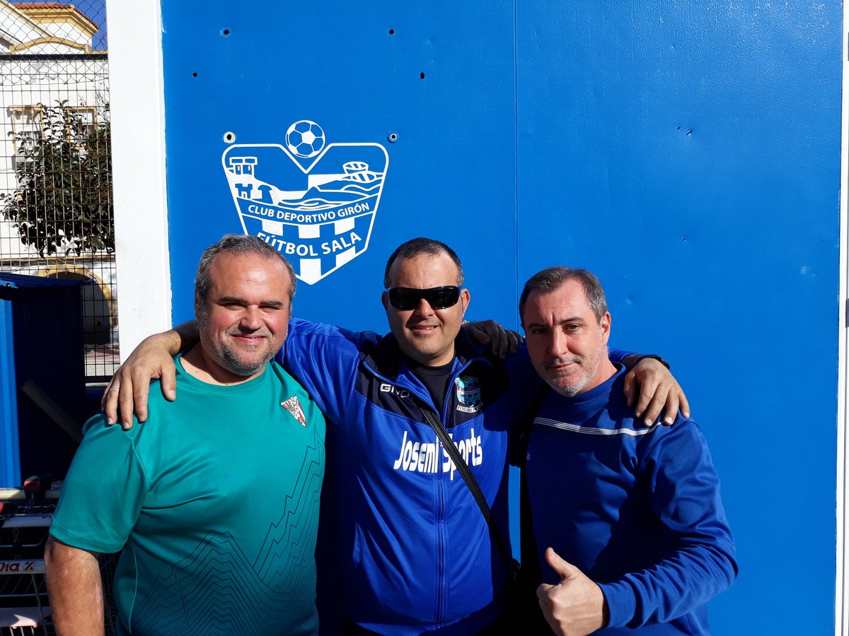 Agradecer a <a href="/AtleticoTorcal/">Nueces de Ronda Atlético Torcal</a> @Atl_CarranqueFS y #ud churriana FS su colaboración desinteresado con el evento así como a la <a href="/AAFSPromocion/">AAPFS Malaga</a> los su ayuda con los arbitrajes <a href="/FutbolTinoco/">Futbol Sala ⚽️</a> <a href="/CBCiudadMelilla/">CB Ciudad de Melilla</a>