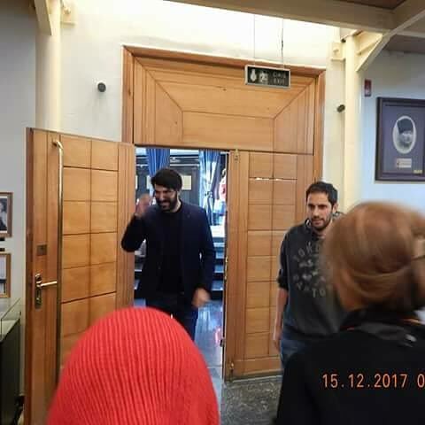 EnginAkyurekPy's tweet photo. #TebriklerEnginAkyurek 
#Dünyaseviseviyor
@Artistanbul1 @AvsarFilm @cocuklaremanet https://t.co/qtpZA0da3A