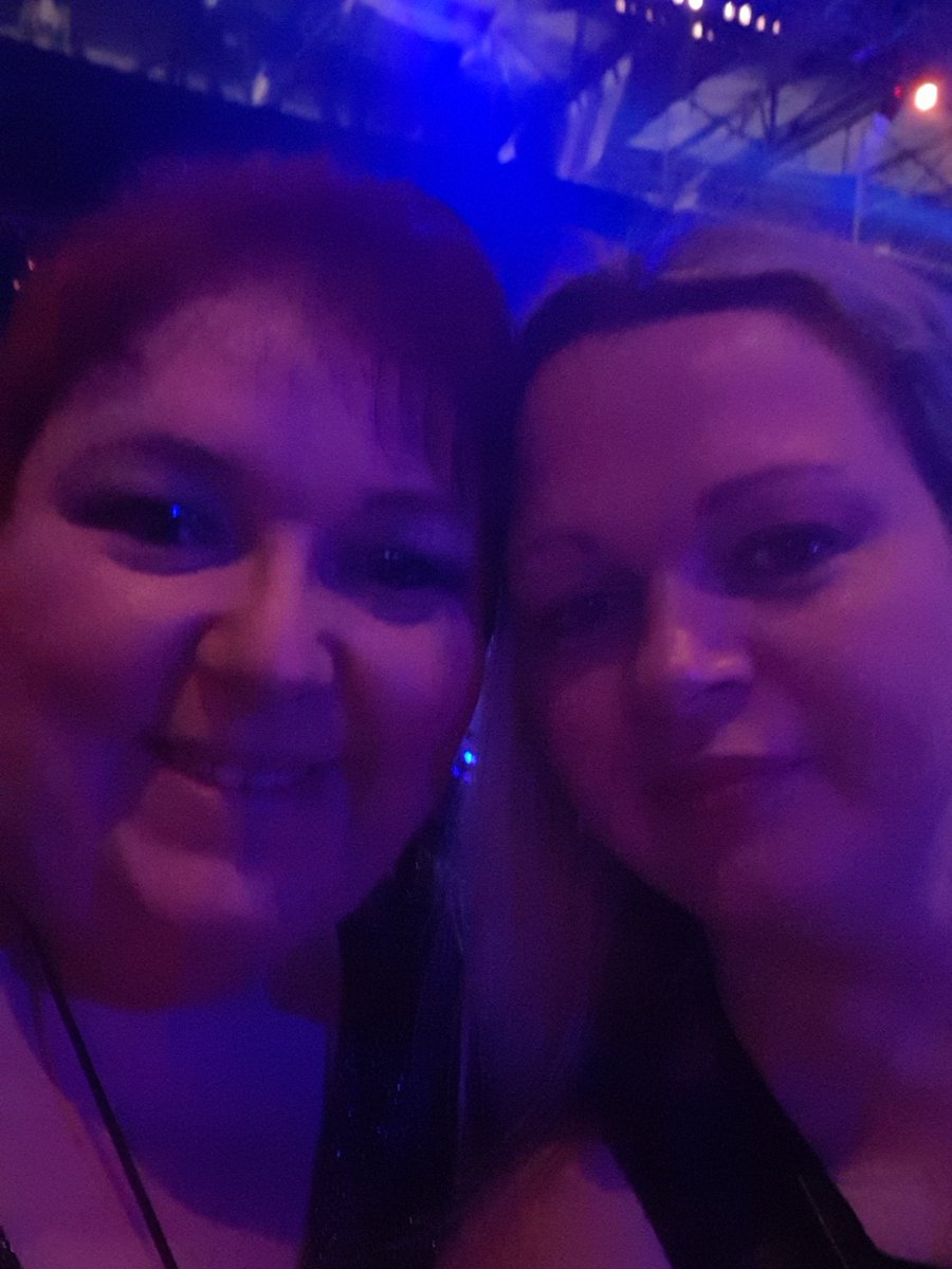 vik150584's tweet photo. #necxmas https://t.co/BbtHrFgNlo