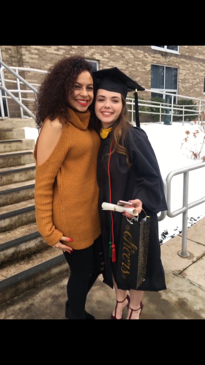 Bella_Lovexoxo's tweet photo. wanna congratulate my big sister and my best friend for graduating today with her bachelors in biology and still striving to get her doctorates degree, you inspire me so much ! i love you to the moon and back i’m so proud mama 💖💖💖💖💖💖💖 #MU2017 https://t.co/BAZhZyX4LQ