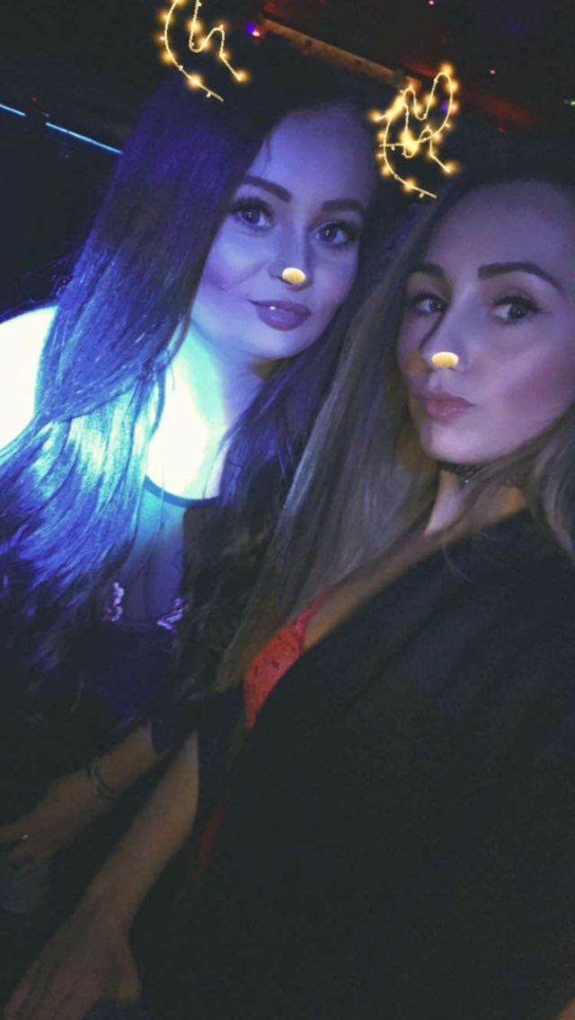 kayessx's tweet photo. My gal 👯 #sistas #bestie #20years https://t.co/mcjC4K4YJQ