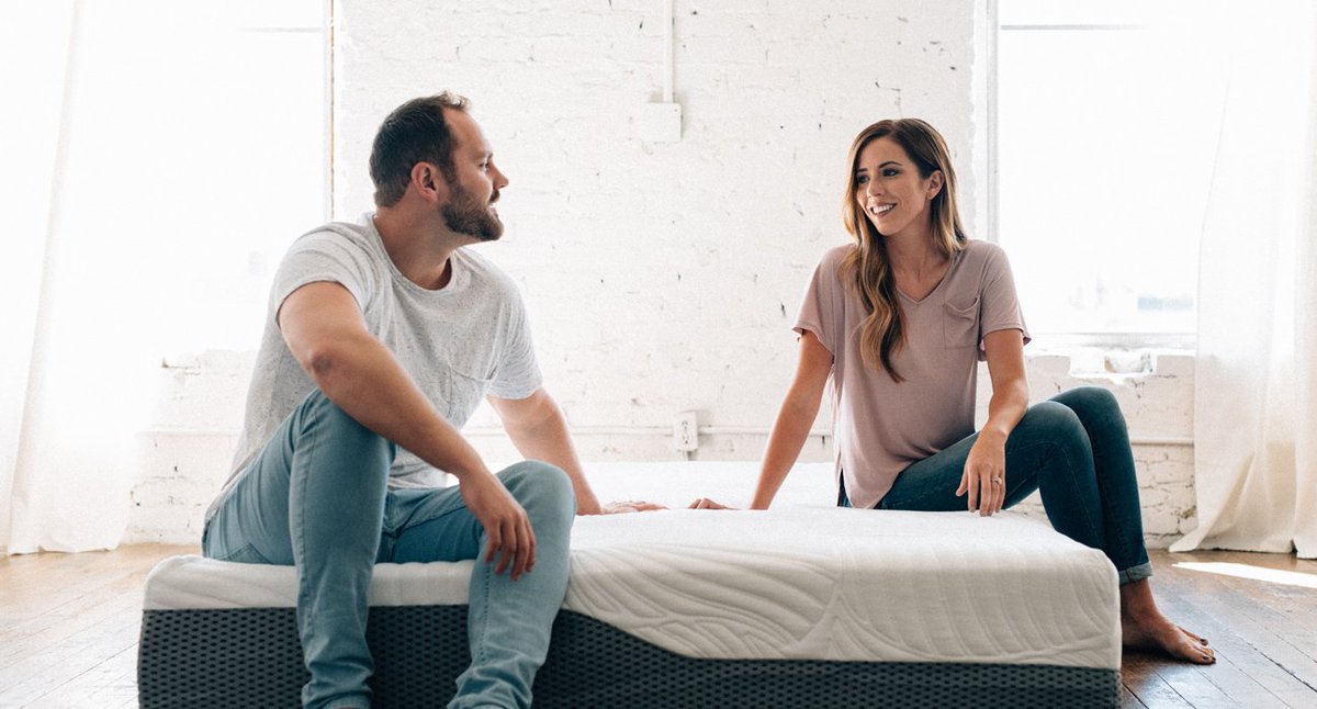 sleepopolis's tweet photo. Day 18 of the Sleepopolis #ChristmasGiveaway event brings us a luxurious hybrid from @voilabox! https://t.co/iBzxeUnqmk

The Voila mattress is a wonderfully comfortable mix of springs and foam that will align the spine and keep you comfortable all night! #sponsored #giveaway https://t.co/yR4e8yxhlb