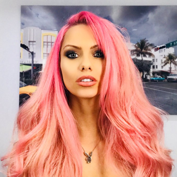 #NewProfilePic https://t.co/2zCuVUnbF7<a href="/tag/newprofilepic"class="tags">#NewProfilePic</a>