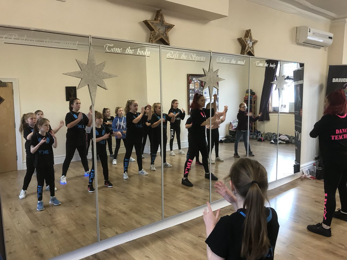 LDC_Dance's tweet photo. Christmas open classes done 🎄🎅🏼 thank you guys! See you next week at our Hip hop Christmas workshop 👏🏻👏🏻❤️ https://t.co/jCohvPNfZR