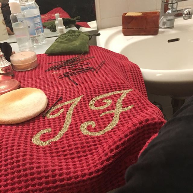 gli appuntamenti di SISTERS - COME STELLE NEL BUIO di questa settimana:
-18 dicembre Teatro Metropolitano Astra, San Donà di Piave
-19 dicembre, Teatro Solvay, Rosignano Marittimo 
-20 dicembre Teatro Dei Differenti, Barga
 #iaiaforte