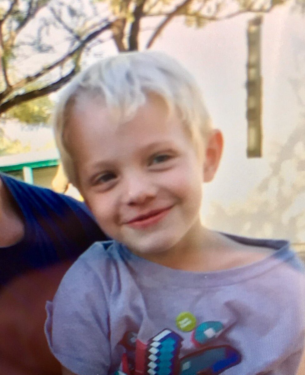SgtDugan's tweet photo. MISSING: 6yr old Matthew Risch. Last seen near 227 W. Drachman (Frontier Motel) at about 2:00pm. W/M, blond hair blue eyes. L/S wearing gray hooded sweatshirt w/green sleeves &amp; gray shorts or jeans. Detectives are on scene. Please call 911 immediately w/any info. https://t.co/lpD6NO3XKj