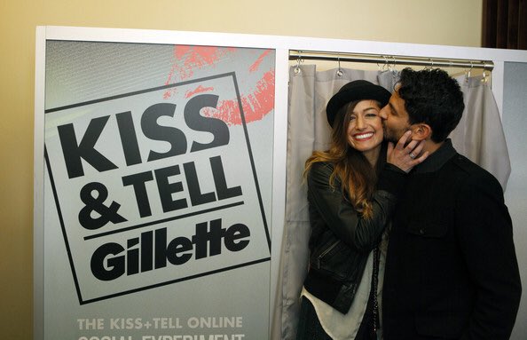 DeleasaKS's tweet photo. If @theroser and @whoistempest wasn’t a couple then there is a much needed explanation for this photo https://t.co/Wd7BZNibgX