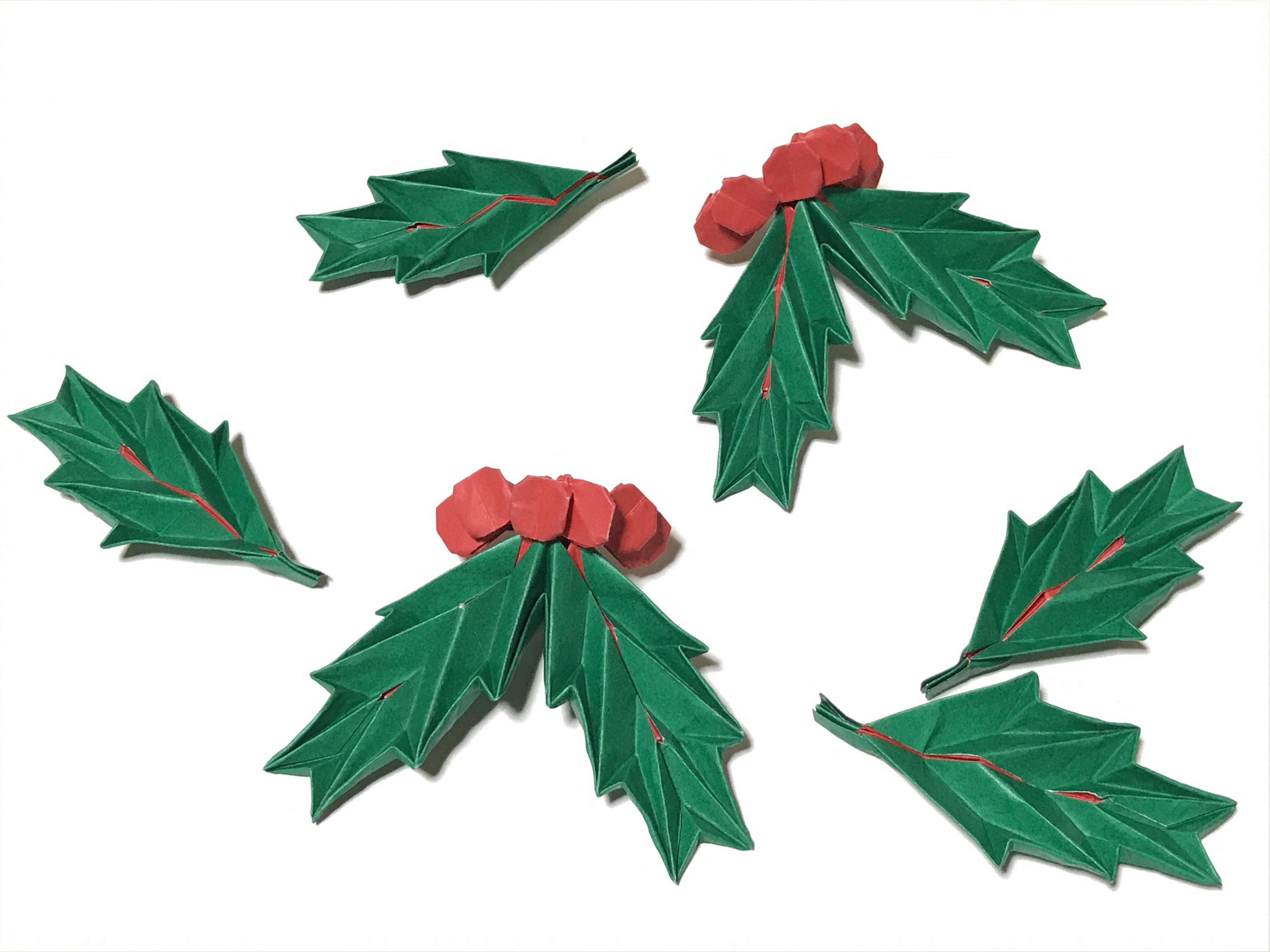 まつもとかずや En Twitter 折り紙 折り紙作品 クリスマス そろそろクリスマス作品を セイヨウヒイラギ っぽいの T Co Fex2ualxq3 Twitter