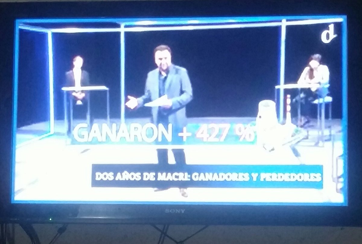 Miraando's tweet photo. #ElDestape MACRI y su transferencia de recurso https://t.co/iDr2SWOKJ9