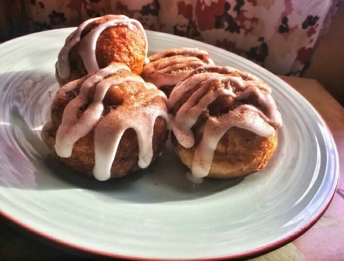 FlipOutRightNow's tweet photo. Only one more week to order #FlipOutForChristmas!! We have all kinds of Christmas Cookies, Croissant Dough Cinnamon Rolls and of course the #WorldsBestAppleFlip ORDER NOW!! https://t.co/P3UHFMNiaa https://t.co/gRZxQZPal1