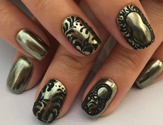 ModaUrbana2017's tweet photo. Metalizado para tus #Uñas 
#TendenciaSS18 https://t.co/EdM7CUMuzS