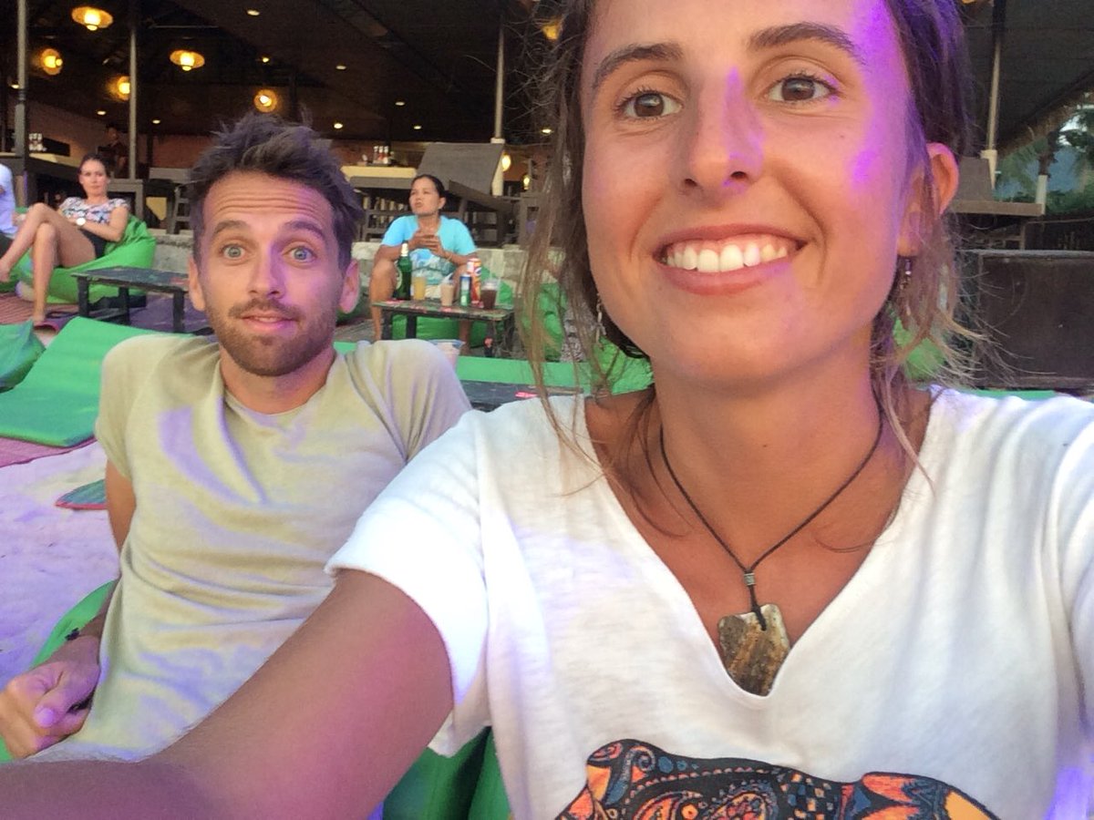 C’est la fin...

Après ces deux dernières semaines passées sur koh phangan et koh tao nous sommes bien arrivés à Bangkok 

Plus que 3j et ce sera le retour en France après 10mois de pure bonheur de kiff absolu ...

#jeveuxpasrentreralamaison