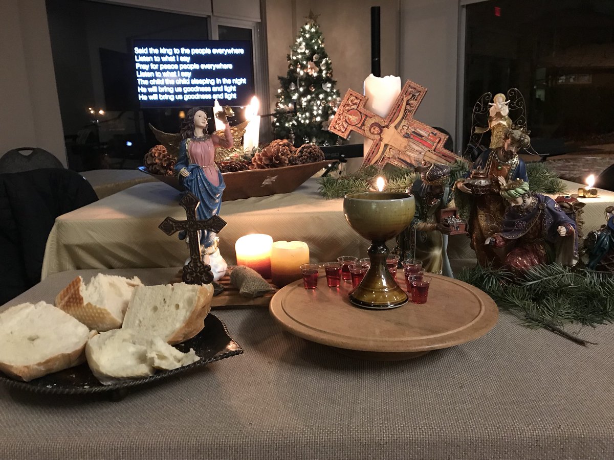 dr_schlaven's tweet photo. loved being with our local #VTribe in Kelowna tonight celebrating third Sunday of Advent :: full day, and now bedding down for a good nights sleep, looking forward to our Monday “down day” in the #RuisRhythmsOfRest :: see y’all Tuesday https://t.co/chsyoHqXi5