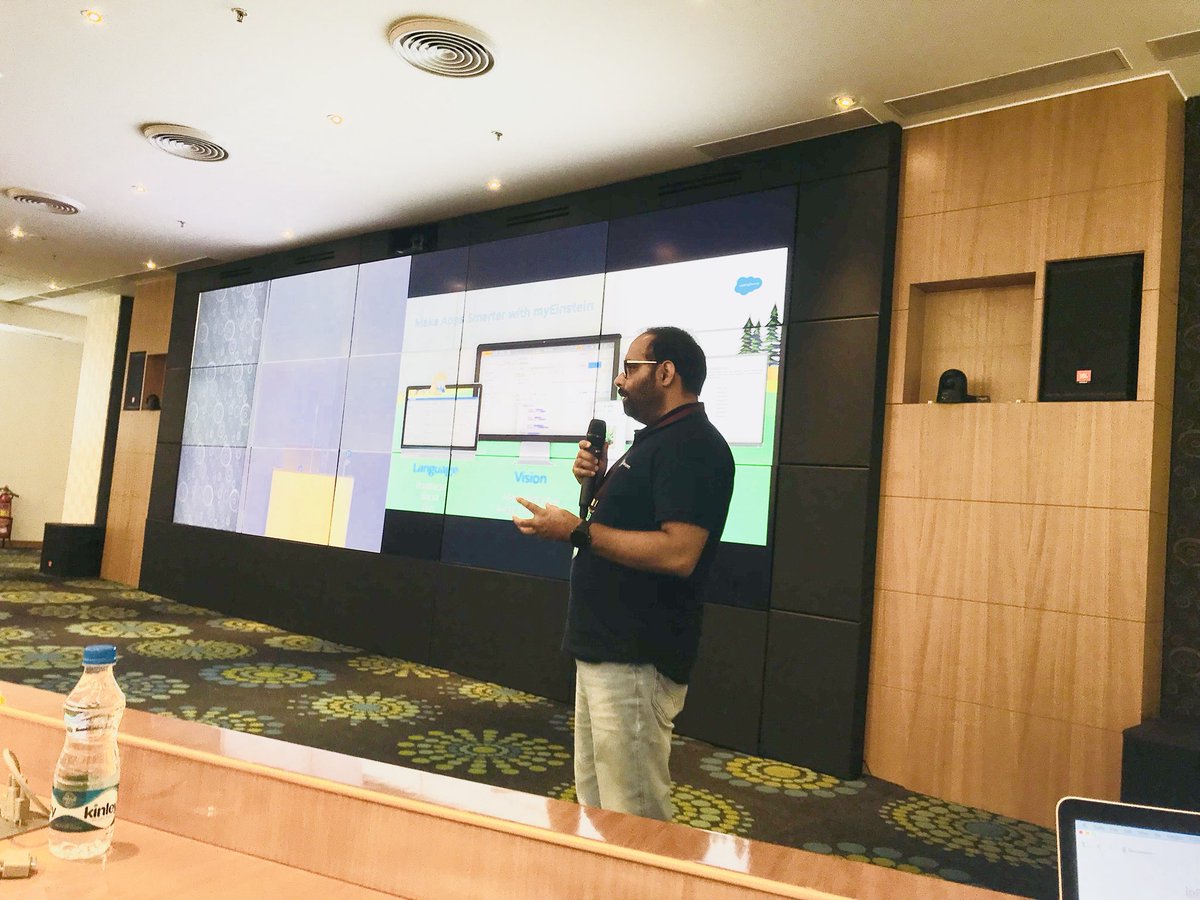 shashvarma's tweet photo. #DFDevRecap @Infosys #Einstein #AI #salesforceDX #lightingnow https://t.co/CLKQXde2n9